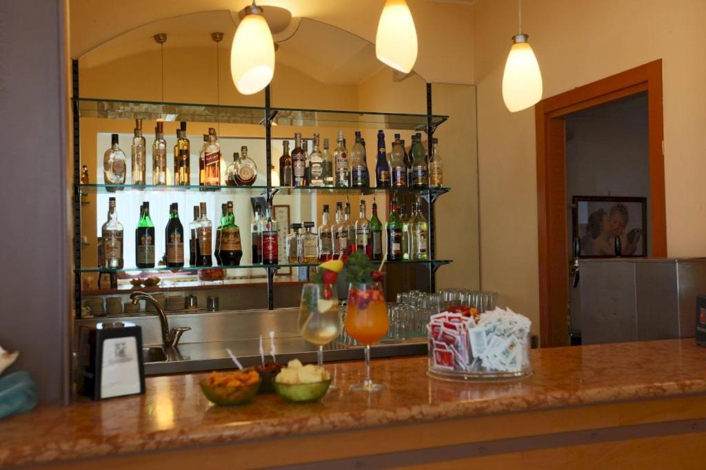 Hotel Turismo Rimini Esterno foto